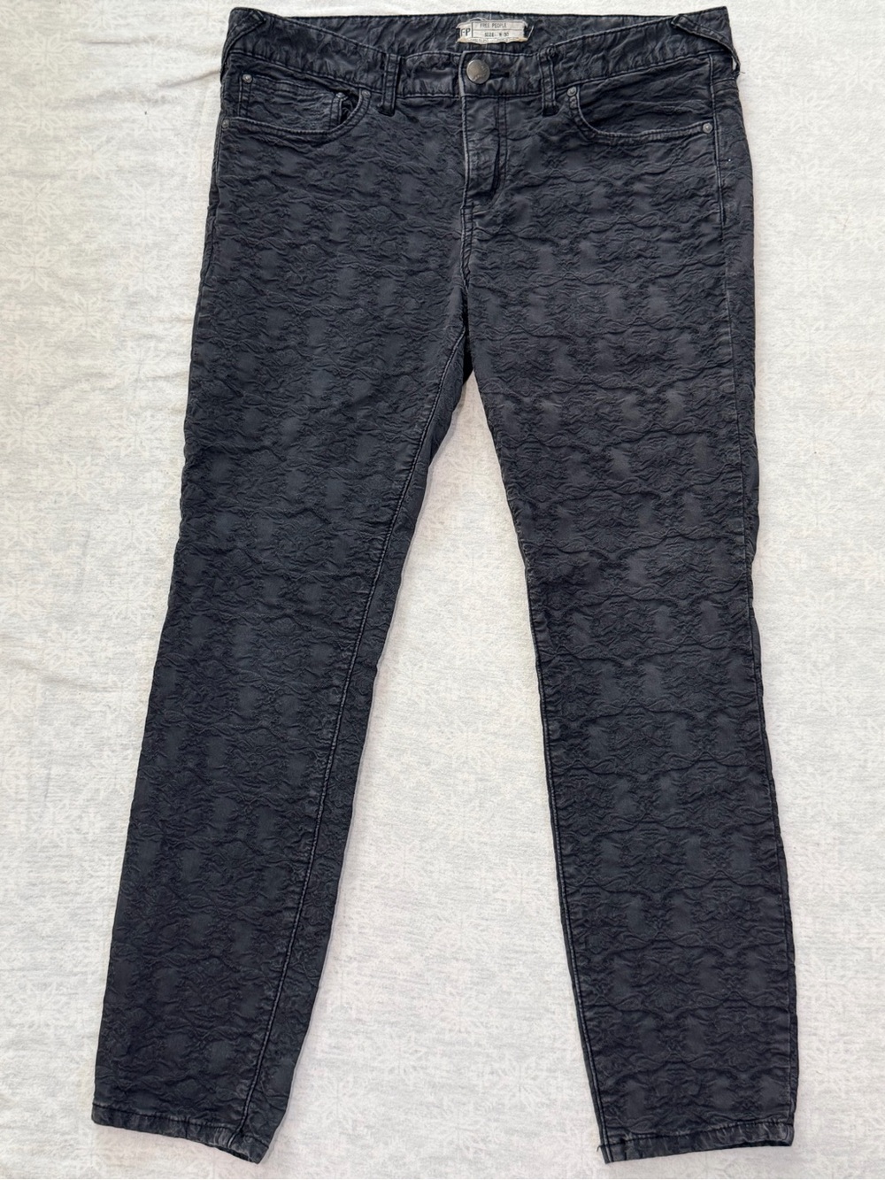 Free People Jeans Women’s 30 Black Jacquard Floral Textured Skinny Ankle Pants